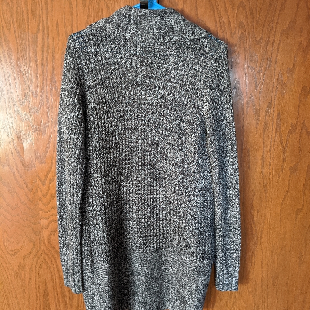 Cardigan - Picture 3 of 4